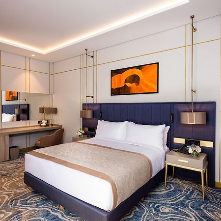 Intercontinental Baku By Ihg Hotel Exterior foto Deluxe Room